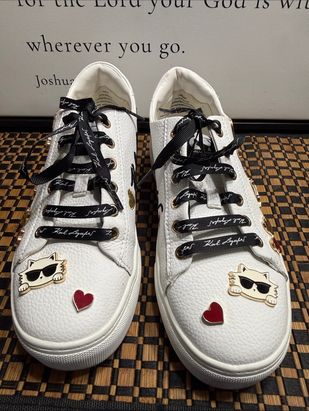Karl Lagerfeld White Sneakers with Black Ribbon Laces WOS:7.5 Box:17